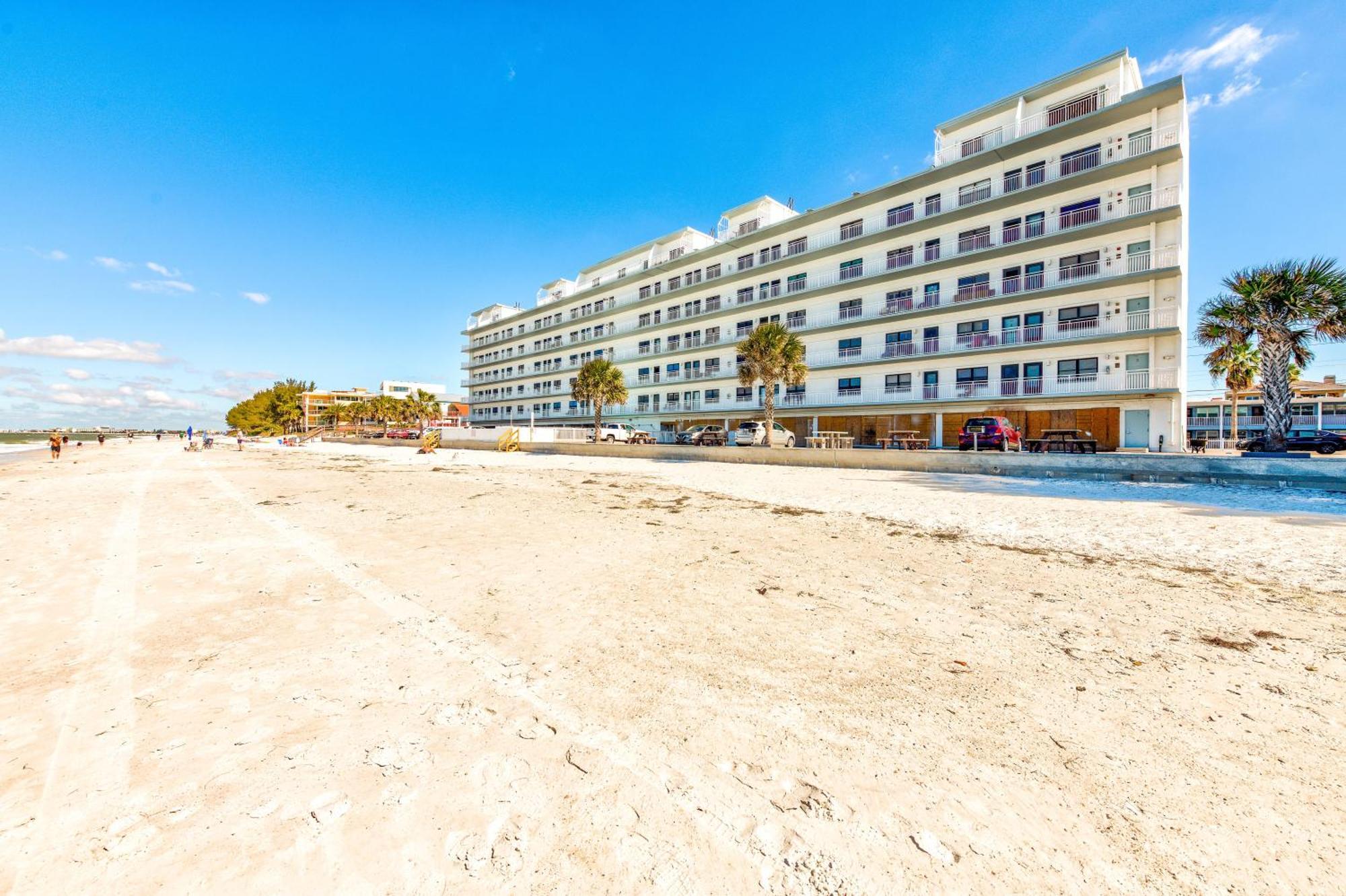 Sunset Chateau 409 St. Pete Beach Exteriér fotografie