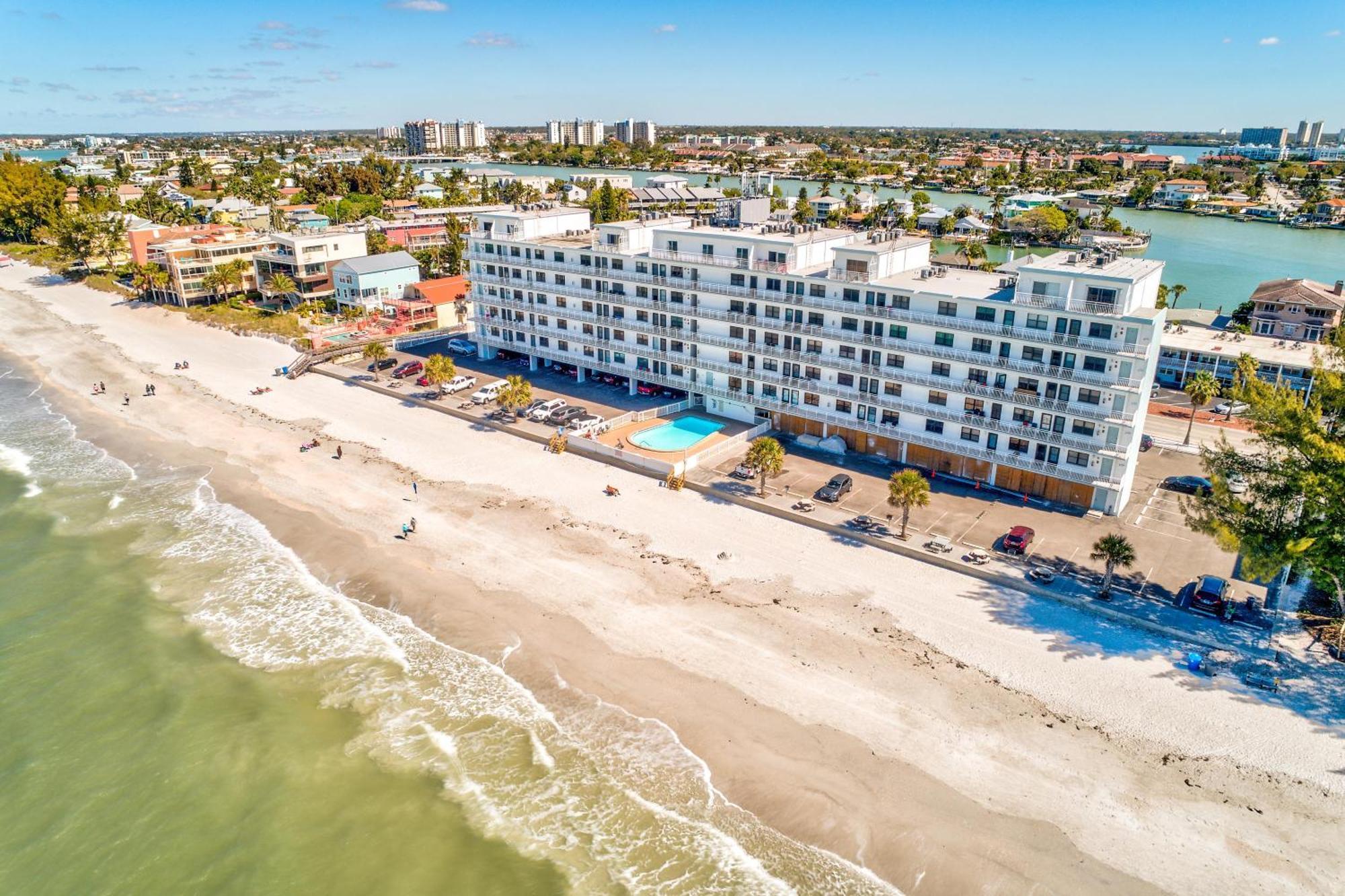 Sunset Chateau 409 St. Pete Beach Exteriér fotografie